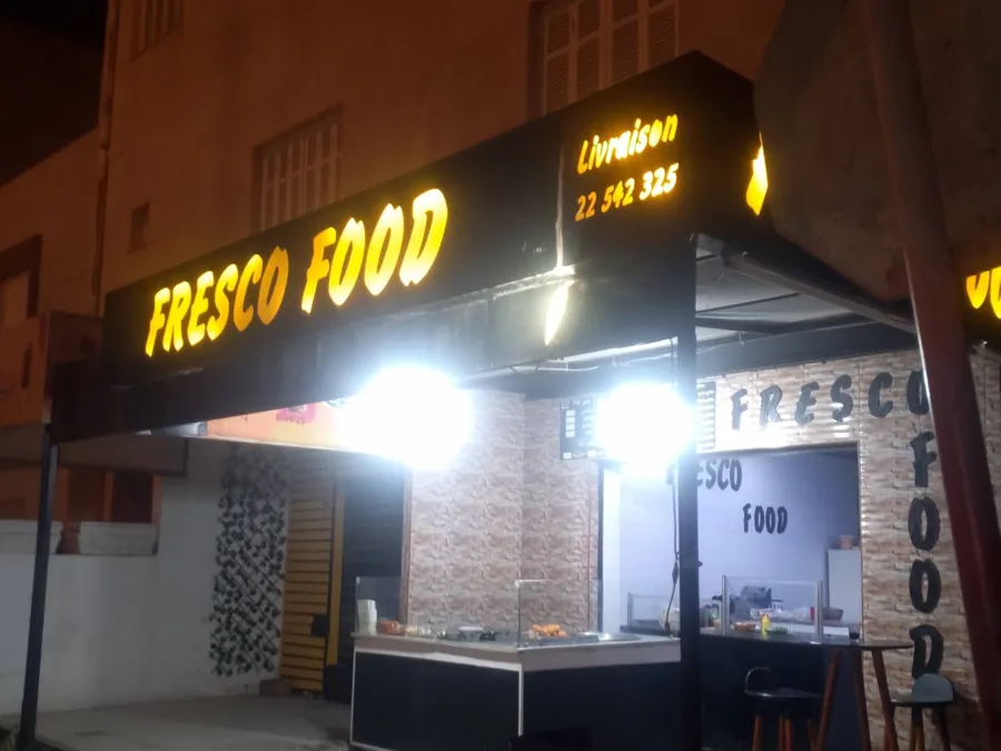 The snack restaurant selling its equipment